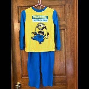 Boys pajamas set in good condition
